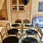 Dom wakacyjny Belle Maison Traditionnelle - Les Chavonnes Courchevel